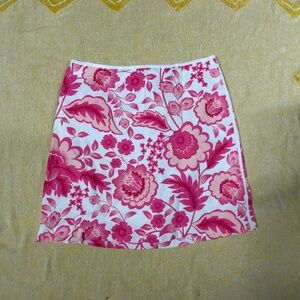 Southern Tide Reese Skirt in Island Floral SIZE: 4